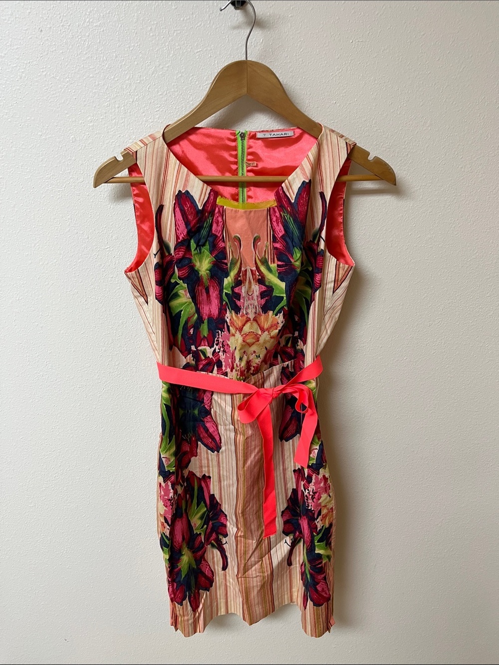 Tahari Pink Floral Sheath Dress with Neon Ribbon Belt women’s size 6